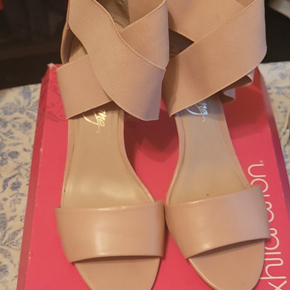 Criss Cross Heels